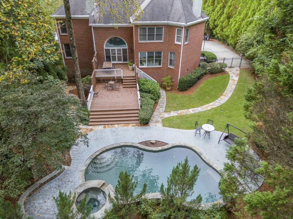 615 Regency Forest Court, Atlanta, Georgia 30342, 6 Bedrooms Bedrooms, ,5 BathroomsBathrooms,Residential,Sold,615 Regency Forest Court,7287385