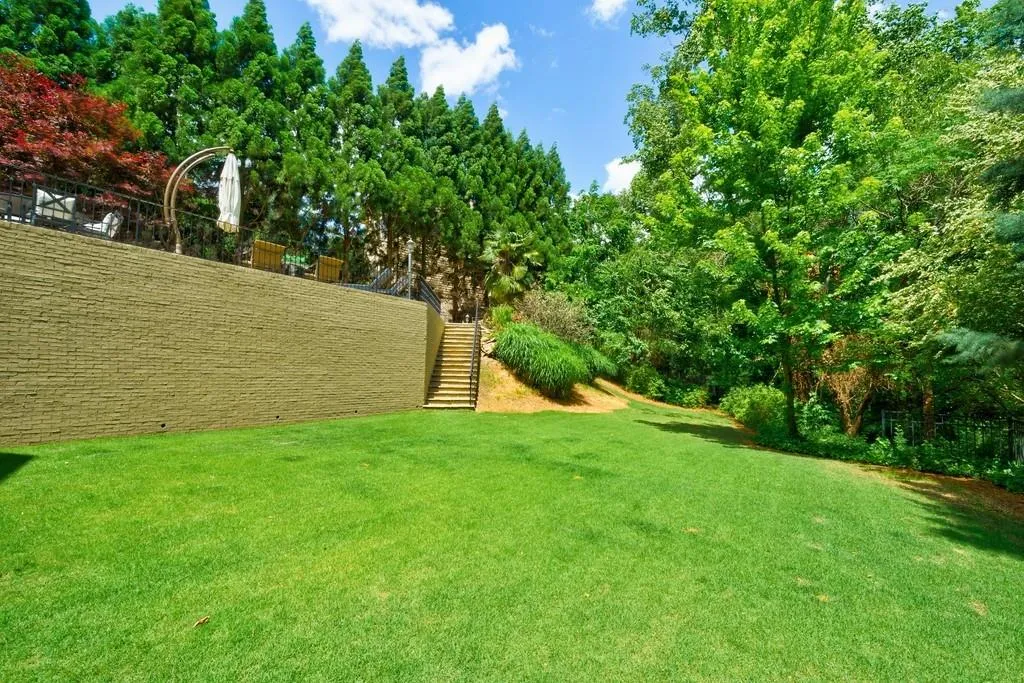 4737 Dudley Lane, Sandy Springs, Georgia 30327, 6 Bedrooms Bedrooms, ,5 BathroomsBathrooms,Residential,Sold,4737 Dudley Lane,7044236