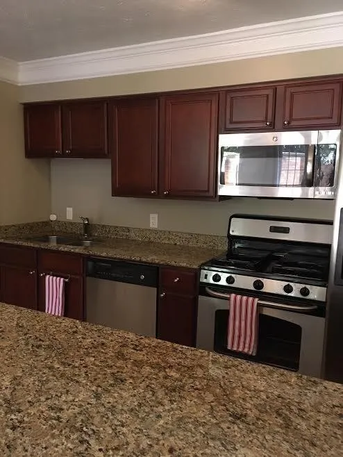 6980 Roswell Road Ne Unit P8, Atlanta, Georgia 30328, 1 Bedroom Bedrooms, ,1 BathroomBathrooms,Residential,Sold,6980 Roswell Road Ne Unit P8,5759172