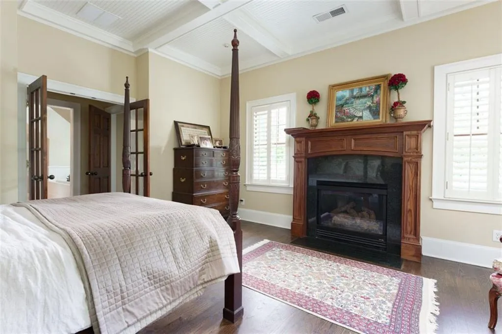 4647 Dudley Lane, Atlanta, Georgia 30327, 6 Bedrooms Bedrooms, ,5 BathroomsBathrooms,Residential,Sold,4647 Dudley Lane,6903053