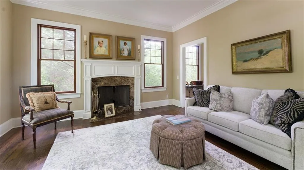4647 Dudley Lane, Atlanta, Georgia 30327, 6 Bedrooms Bedrooms, ,5 BathroomsBathrooms,Residential,Sold,4647 Dudley Lane,6903053
