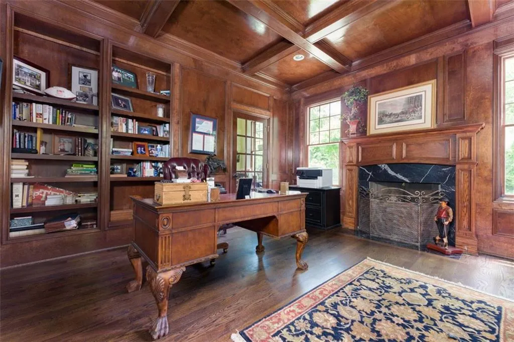 4647 Dudley Lane, Atlanta, Georgia 30327, 6 Bedrooms Bedrooms, ,5 BathroomsBathrooms,Residential,Sold,4647 Dudley Lane,6903053