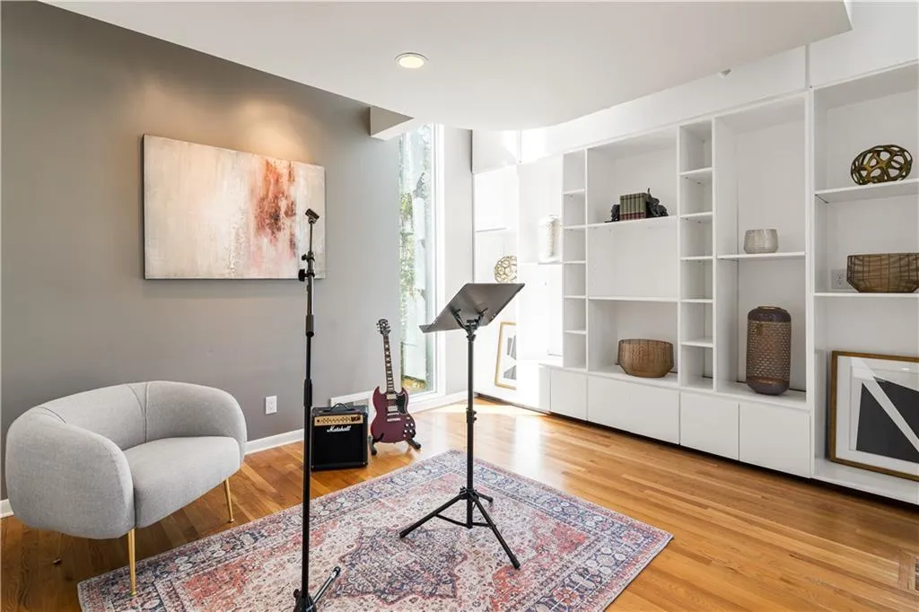 540 Elden Drive, Atlanta, Georgia 30342, 4 Bedrooms Bedrooms, ,3 BathroomsBathrooms,Residential,Sold,540 Elden Drive,6702370