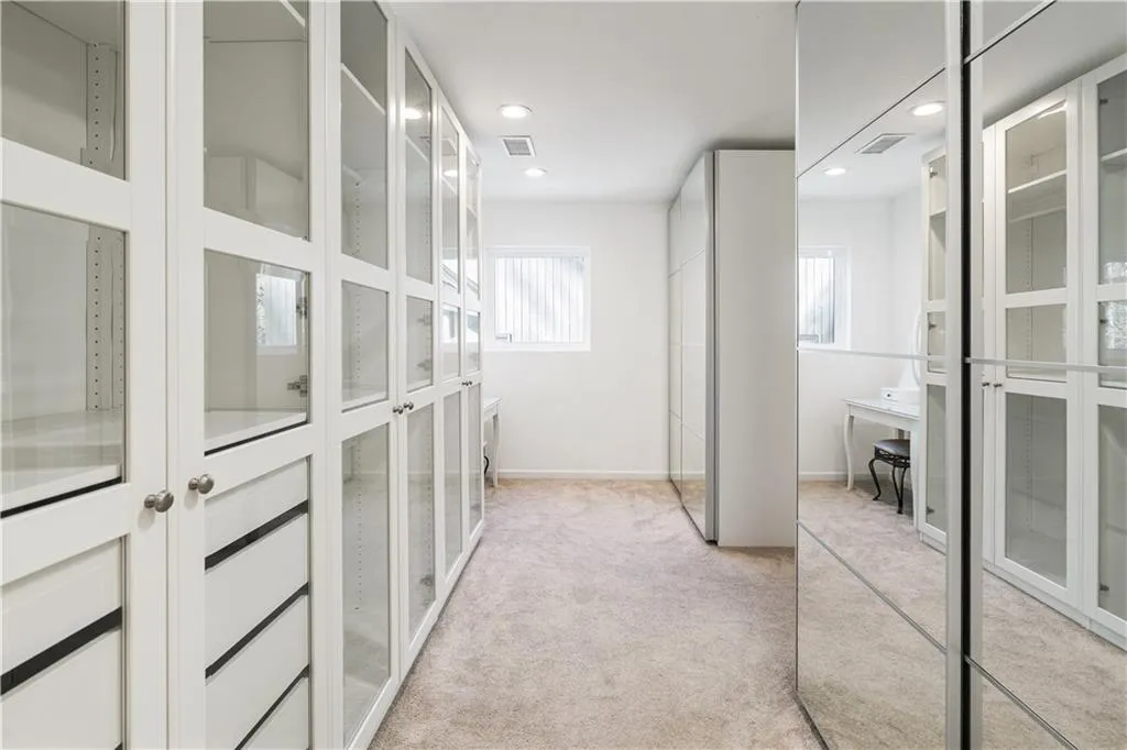 540 Elden Drive, Atlanta, Georgia 30342, 4 Bedrooms Bedrooms, ,3 BathroomsBathrooms,Residential,Sold,540 Elden Drive,6702370