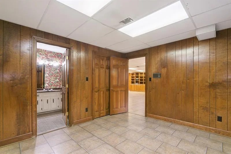 425 Ferry Landing, Sandy Springs, Georgia 30328, 5 Bedrooms Bedrooms, ,4 BathroomsBathrooms,Residential,Sold,425 Ferry Landing,6747907