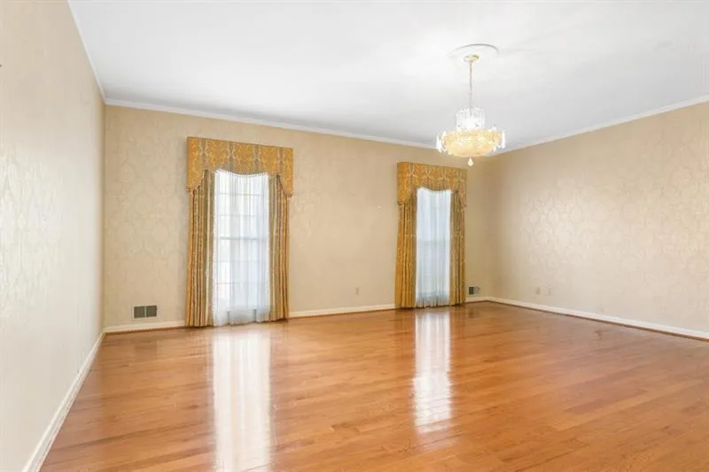 425 Ferry Landing, Sandy Springs, Georgia 30328, 5 Bedrooms Bedrooms, ,4 BathroomsBathrooms,Residential,Sold,425 Ferry Landing,6747907