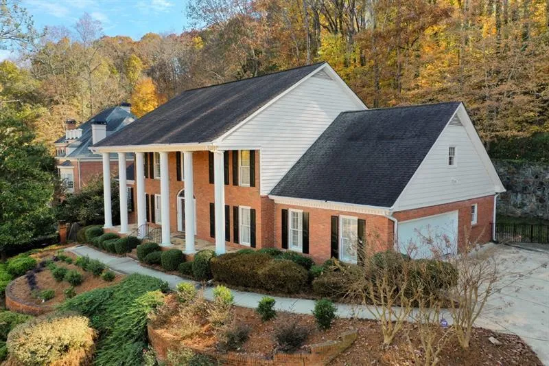 425 Ferry Landing, Sandy Springs, Georgia 30328, 5 Bedrooms Bedrooms, ,4 BathroomsBathrooms,Residential,Sold,425 Ferry Landing,6747907