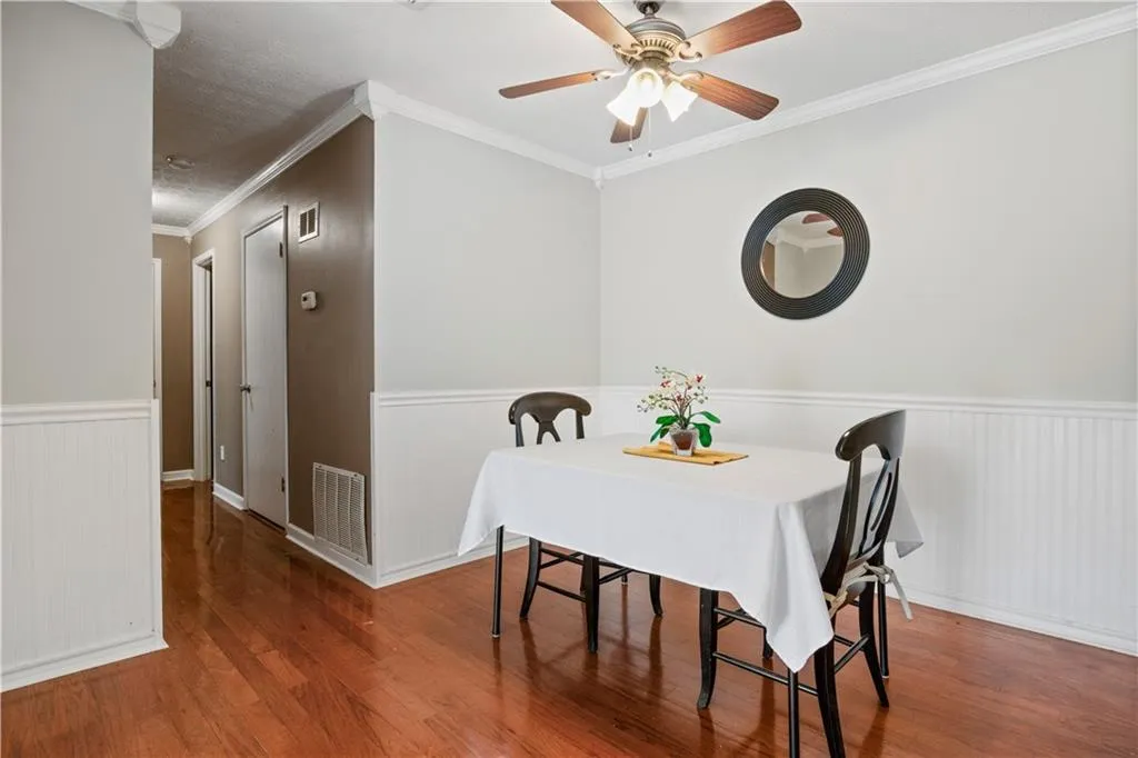 304 Natchez Trace, Sandy Springs, Georgia 30350, 2 Bedrooms Bedrooms, ,1 BathroomBathrooms,Residential,Sold,304 Natchez Trace,7273439 304 Natchez Trace, Sandy Springs, Georgia 30350, 2 Bedrooms Bedrooms, ,1 BathroomBathrooms,Residential,Sold,304 Natchez Trace,7273439