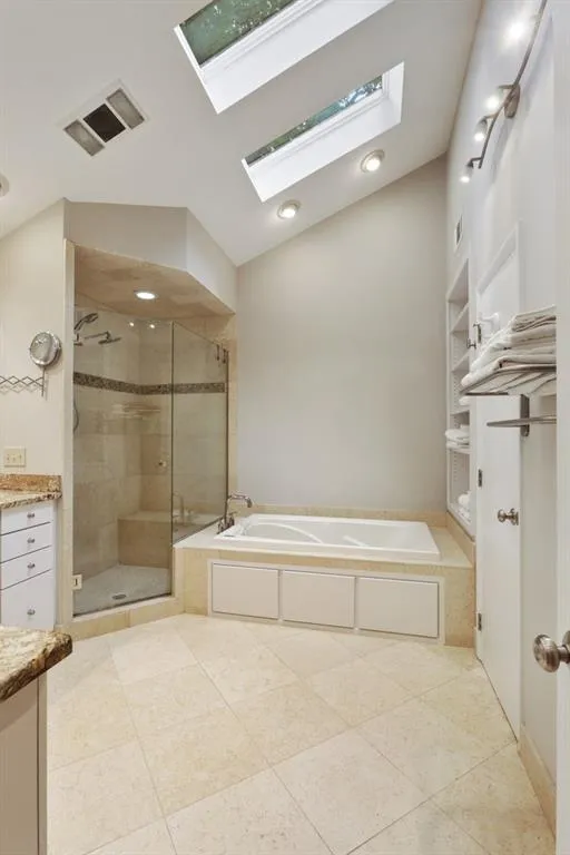 980 Riverside Trace, Sandy Springs, Georgia 30328, 4 Bedrooms Bedrooms, ,3 BathroomsBathrooms,Residential,Sold,980 Riverside Trace,6746937