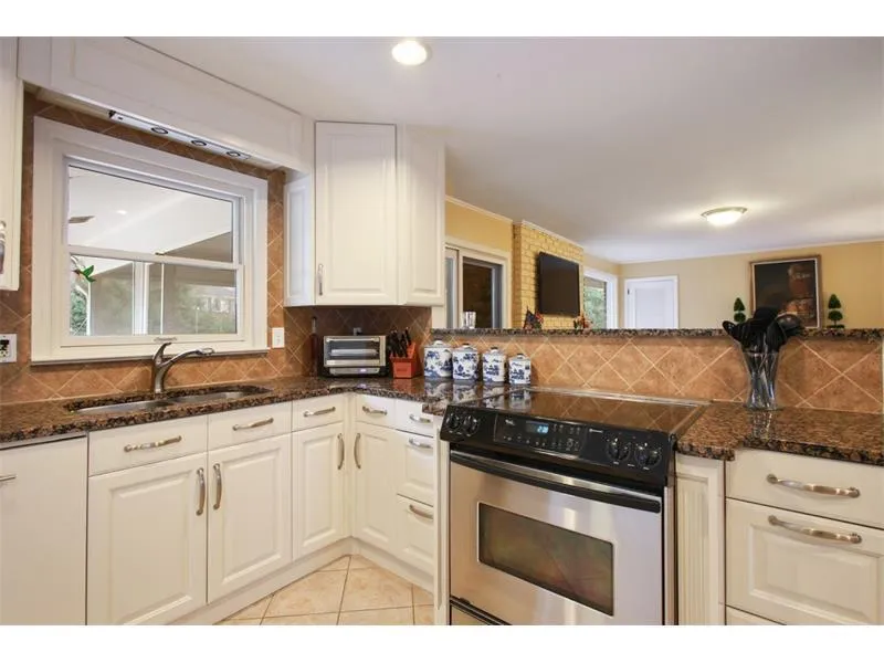 4745 Huntley Drive, Atlanta, Georgia 30342, 5 Bedrooms Bedrooms, ,3 BathroomsBathrooms,Residential,Sold,4745 Huntley Drive,5785019