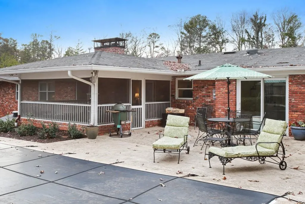 4745 Huntley Drive, Atlanta, Georgia 30342, 5 Bedrooms Bedrooms, ,3 BathroomsBathrooms,Residential,Sold,4745 Huntley Drive,5785019