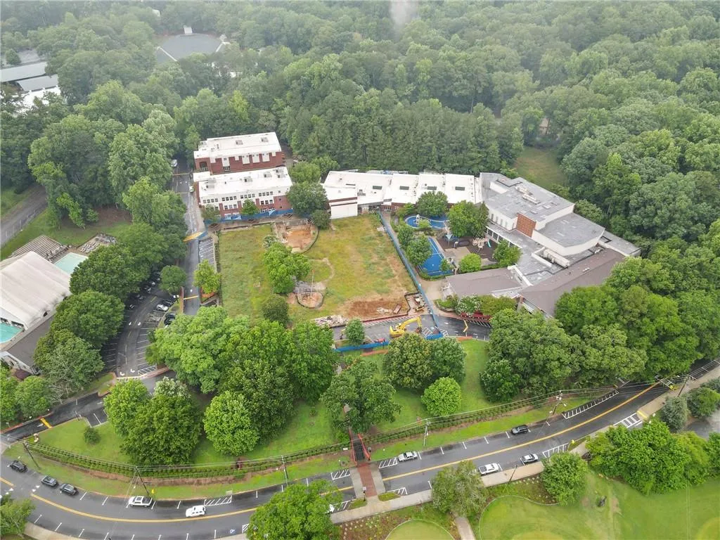 4601 Tall Pines Drive Nw, Atlanta, Georgia 30327, 5 Bedrooms Bedrooms, ,4 BathroomsBathrooms,Residential,For Sale,4601 Tall Pines Drive Nw,7585573