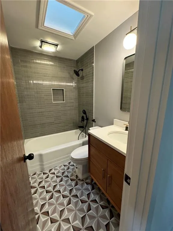 4601 Tall Pines Drive Nw, Atlanta, Georgia 30327, 5 Bedrooms Bedrooms, ,4 BathroomsBathrooms,Residential,For Sale,4601 Tall Pines Drive Nw,7585573