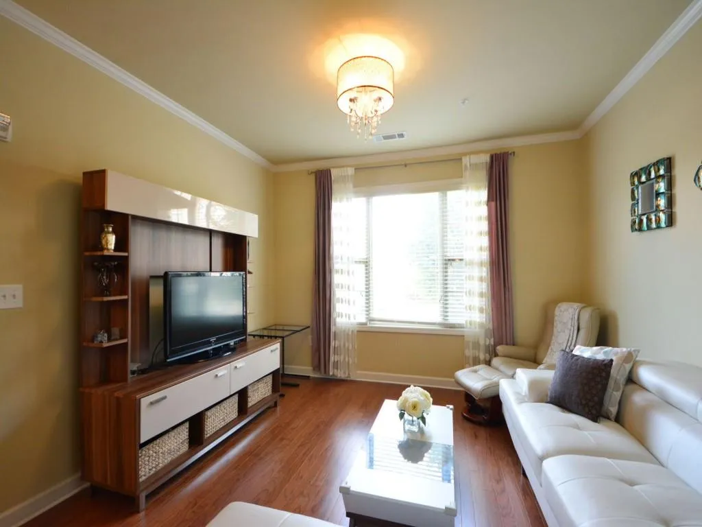 7265 Glisten Avenue Unit 117, Sandy Springs, Georgia 30328, 2 Bedrooms Bedrooms, ,2 BathroomsBathrooms,Residential,Sold,7265 Glisten Avenue Unit 117,5774434
