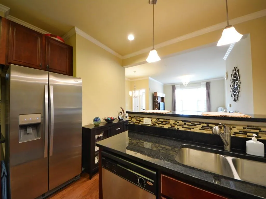 7265 Glisten Avenue Unit 117, Sandy Springs, Georgia 30328, 2 Bedrooms Bedrooms, ,2 BathroomsBathrooms,Residential,Sold,7265 Glisten Avenue Unit 117,5774434