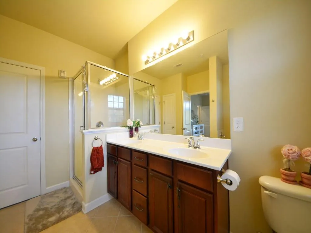 7265 Glisten Avenue Unit 117, Sandy Springs, Georgia 30328, 2 Bedrooms Bedrooms, ,2 BathroomsBathrooms,Residential,Sold,7265 Glisten Avenue Unit 117,5774434