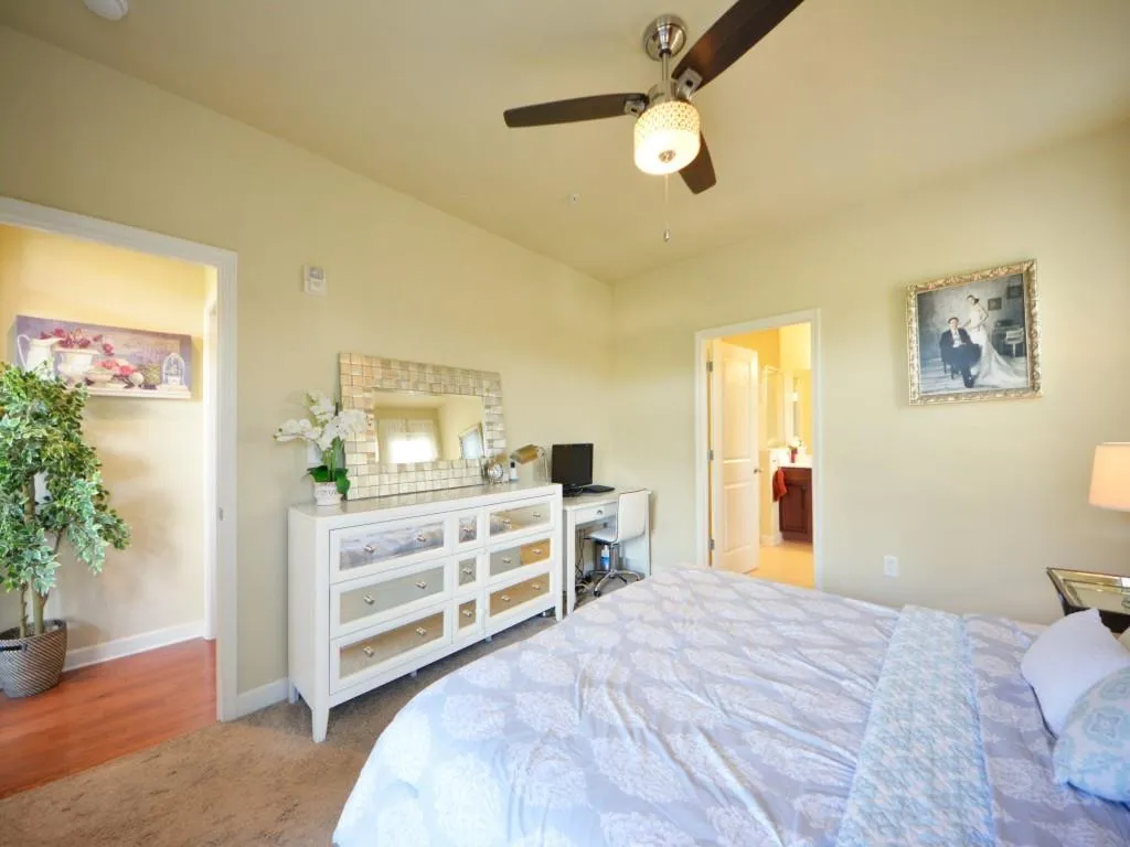 7265 Glisten Avenue Unit 117, Sandy Springs, Georgia 30328, 2 Bedrooms Bedrooms, ,2 BathroomsBathrooms,Residential,Sold,7265 Glisten Avenue Unit 117,5774434