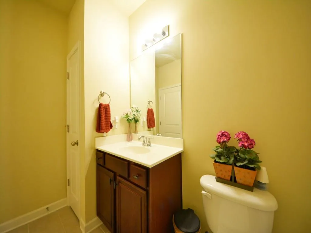 7265 Glisten Avenue Unit 117, Sandy Springs, Georgia 30328, 2 Bedrooms Bedrooms, ,2 BathroomsBathrooms,Residential,Sold,7265 Glisten Avenue Unit 117,5774434