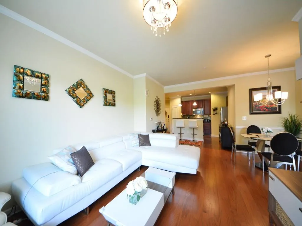 7265 Glisten Avenue Unit 117, Sandy Springs, Georgia 30328, 2 Bedrooms Bedrooms, ,2 BathroomsBathrooms,Residential,Sold,7265 Glisten Avenue Unit 117,5774434