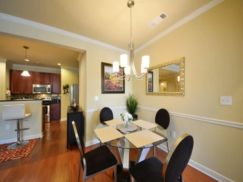 7265 Glisten Avenue Unit 117, Sandy Springs, Georgia 30328, 2 Bedrooms Bedrooms, ,2 BathroomsBathrooms,Residential,Sold,7265 Glisten Avenue Unit 117,5774434