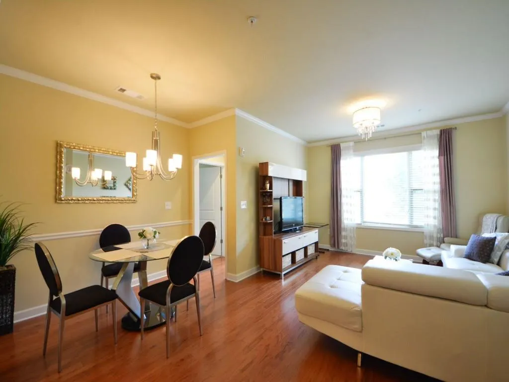 7265 Glisten Avenue Unit 117, Sandy Springs, Georgia 30328, 2 Bedrooms Bedrooms, ,2 BathroomsBathrooms,Residential,Sold,7265 Glisten Avenue Unit 117,5774434