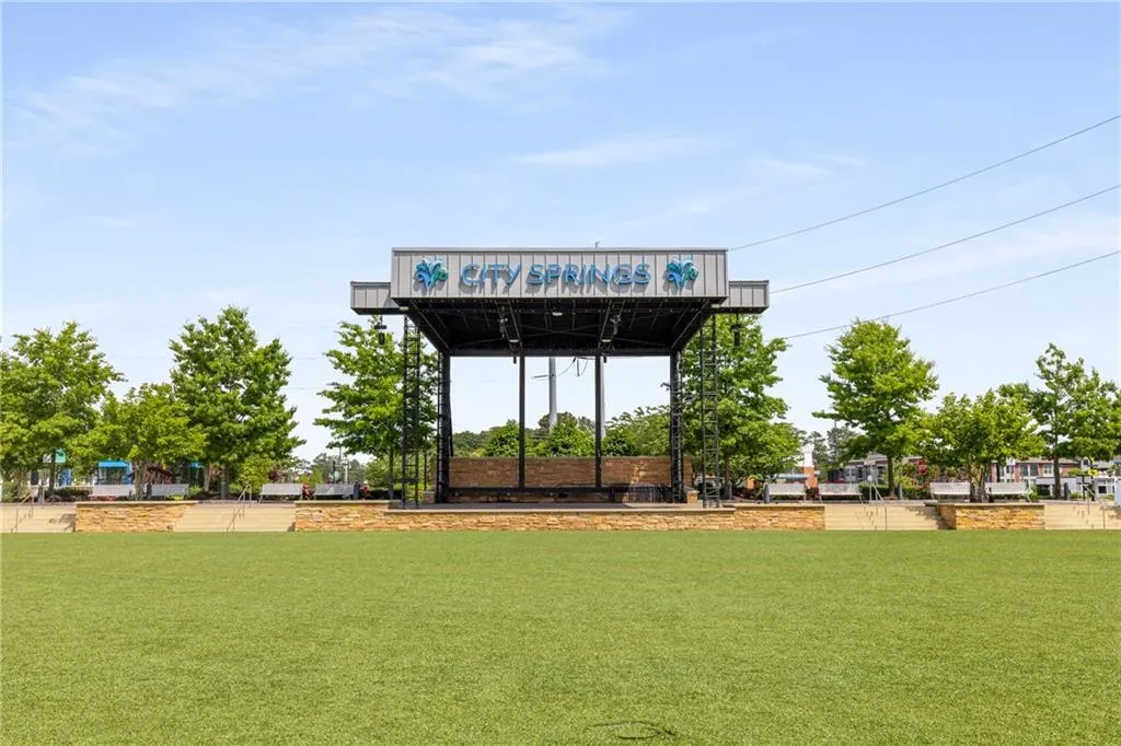 You'll love being able to walk, bike or scoot to all the neighborhood events, retail and restaurants! You'll love being able to walk, bike or scoot to all the neighborhood events, retail and restaurants!