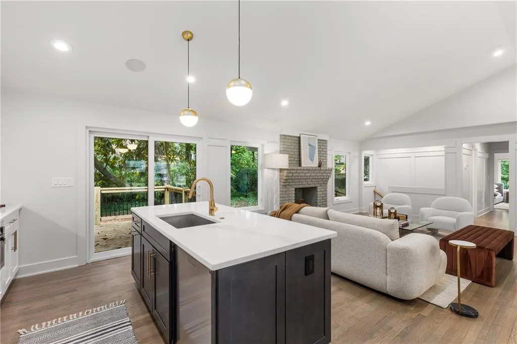 Lots of additional storage in the island! Lots of additional storage in the island!