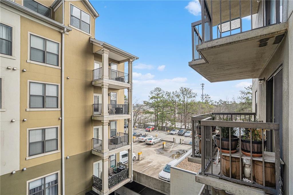 795 HAMMOND Drive Unit 404, Atlanta, Georgia 30328, 1 Bedroom Bedrooms, ,1 BathroomBathrooms,Residential,Sold,795 HAMMOND Drive Unit 404,7326807