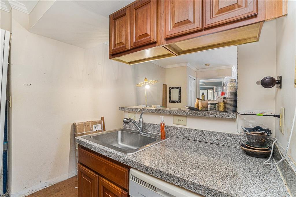795 HAMMOND Drive Unit 404, Atlanta, Georgia 30328, 1 Bedroom Bedrooms, ,1 BathroomBathrooms,Residential,Sold,795 HAMMOND Drive Unit 404,7326807