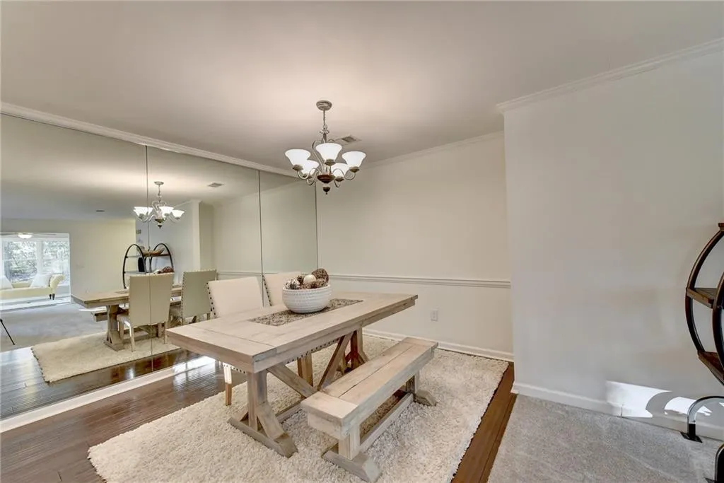 307 Bainbridge Drive, Atlanta, Georgia 30327, 2 Bedrooms Bedrooms, ,2 BathroomsBathrooms,Residential,Sold,307 Bainbridge Drive,6703311