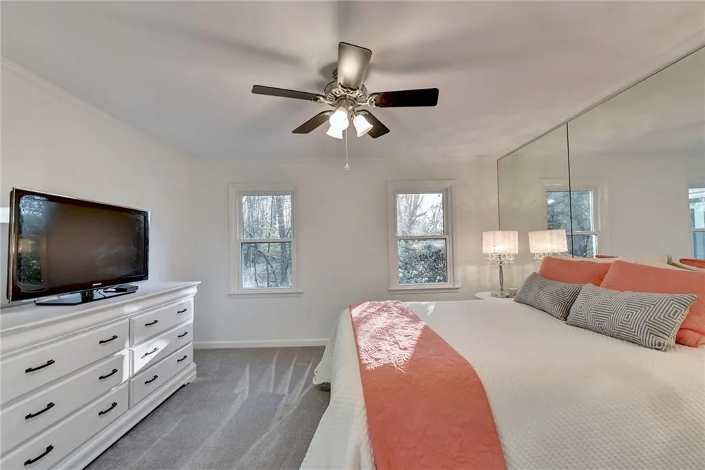 307 Bainbridge Drive, Atlanta, Georgia 30327, 2 Bedrooms Bedrooms, ,2 BathroomsBathrooms,Residential,Sold,307 Bainbridge Drive,6703311