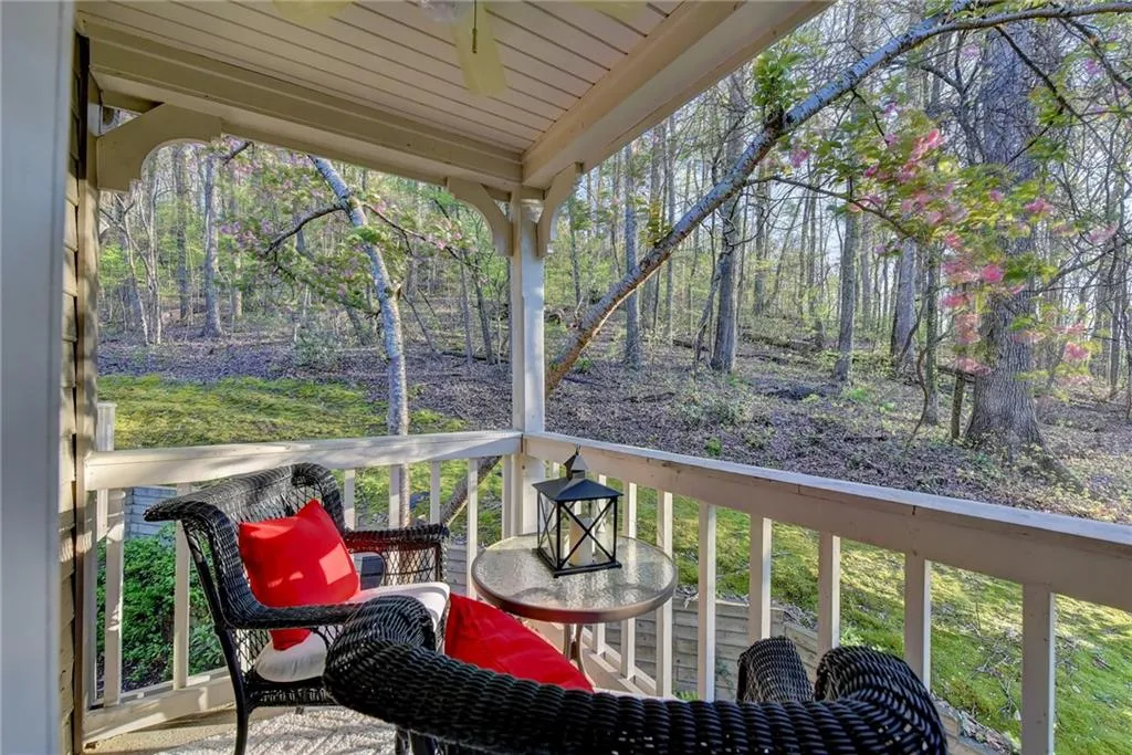 307 Bainbridge Drive, Atlanta, Georgia 30327, 2 Bedrooms Bedrooms, ,2 BathroomsBathrooms,Residential,Sold,307 Bainbridge Drive,6703311