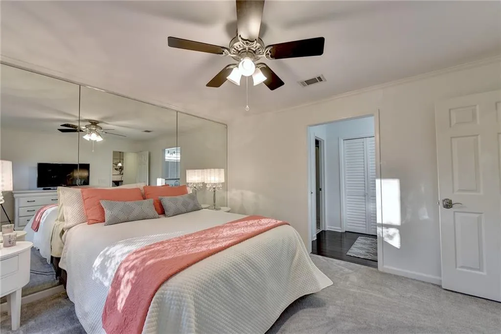 307 Bainbridge Drive, Atlanta, Georgia 30327, 2 Bedrooms Bedrooms, ,2 BathroomsBathrooms,Residential,Sold,307 Bainbridge Drive,6703311