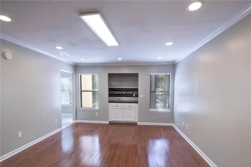 2501 Huntingdon Chase, Sandy Springs, Georgia 30350, 2 Bedrooms Bedrooms, ,2 BathroomsBathrooms,Residential,Sold,2501 Huntingdon Chase,6890424