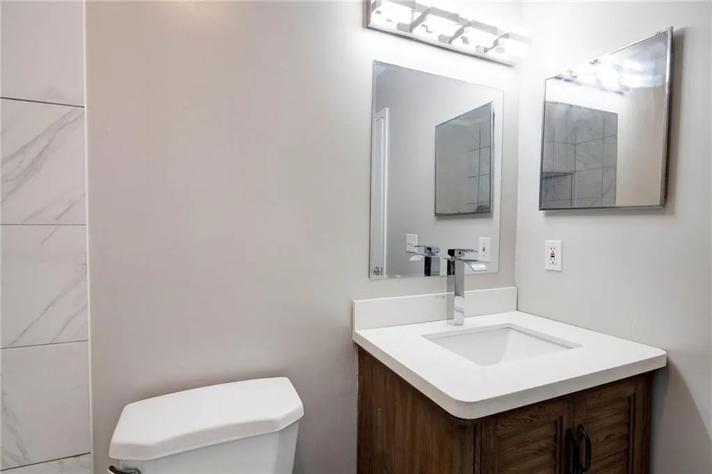 2501 Huntingdon Chase, Sandy Springs, Georgia 30350, 2 Bedrooms Bedrooms, ,2 BathroomsBathrooms,Residential,Sold,2501 Huntingdon Chase,6890424