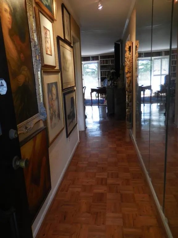 5400 Roswell Road Unit P-3, Sandy Springs, Georgia 30342, 2 Bedrooms Bedrooms, ,1 BathroomBathrooms,Residential,Sold,5400 Roswell Road Unit P-3,5722800