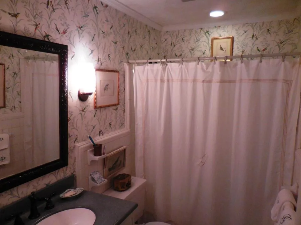 5400 Roswell Road Unit P-3, Sandy Springs, Georgia 30342, 2 Bedrooms Bedrooms, ,1 BathroomBathrooms,Residential,Sold,5400 Roswell Road Unit P-3,5722800