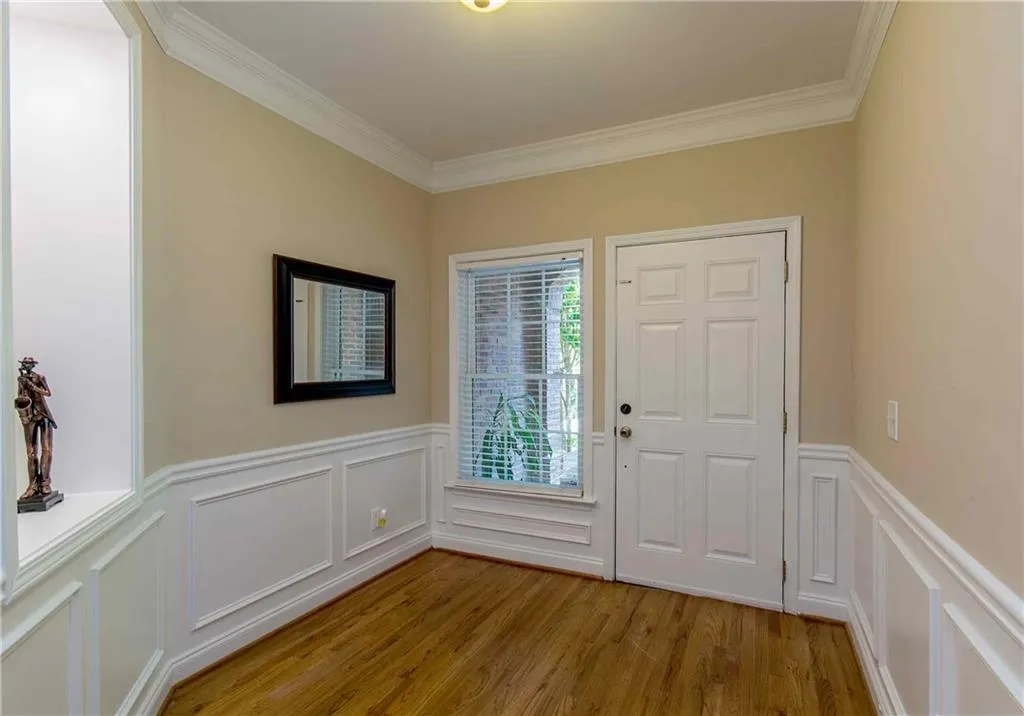1200 Wing Street Unit 2, Sandy Springs, Georgia 30350, 3 Bedrooms Bedrooms, ,3 BathroomsBathrooms,Residential,Sold,1200 Wing Street Unit 2,5748743