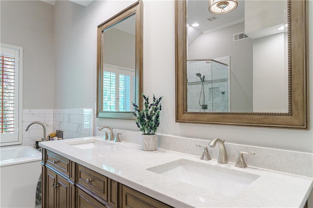 7 Carrington Way, Sandy Springs, Georgia 30328, 3 Bedrooms Bedrooms, ,2 BathroomsBathrooms,Residential,Sold,7 Carrington Way,7282292