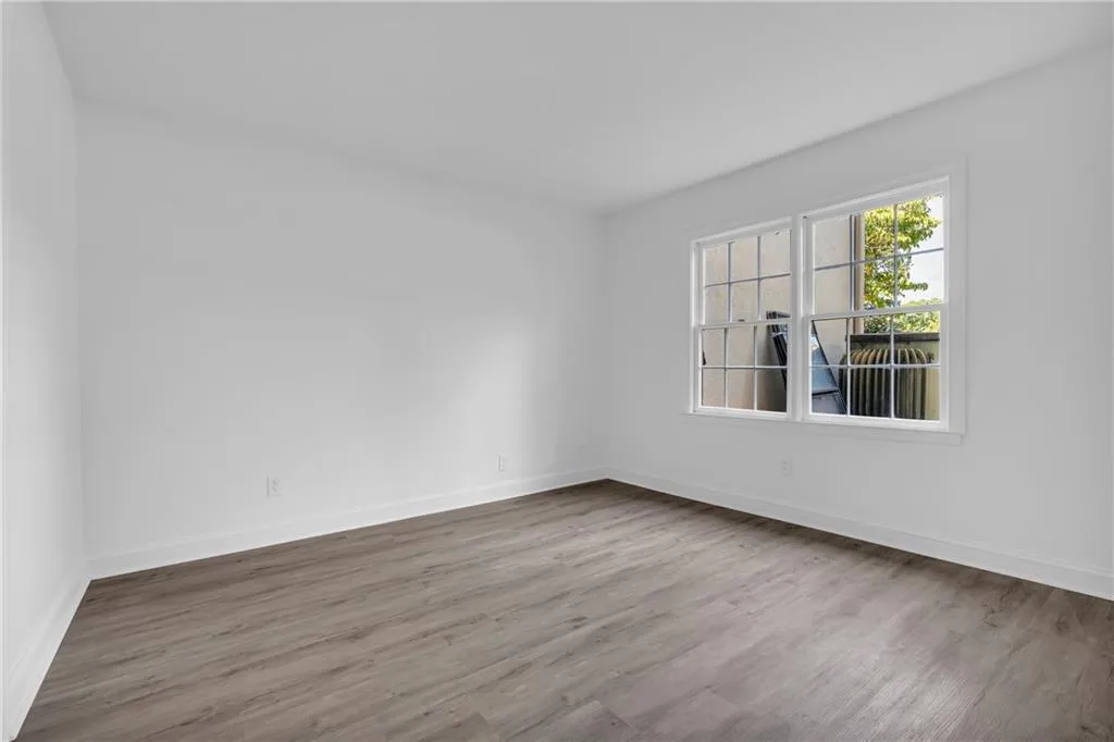 40 Chaumont Square Nw, Atlanta, Georgia 30327, 2 Bedrooms Bedrooms, ,2 BathroomsBathrooms,Residential,For Sale,40 Chaumont Square Nw,7648940