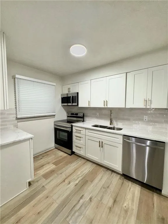 6700 Roswell Road Unit 11b, Atlanta, Georgia 30328, 3 Bedrooms Bedrooms, ,2 BathroomsBathrooms,Residential,For Sale,6700 Roswell Road Unit 11b,7674552