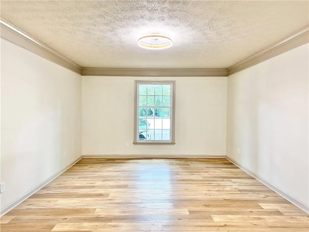 6700 Roswell Road Unit 11b, Atlanta, Georgia 30328, 3 Bedrooms Bedrooms, ,2 BathroomsBathrooms,Residential,For Sale,6700 Roswell Road Unit 11b,7674552