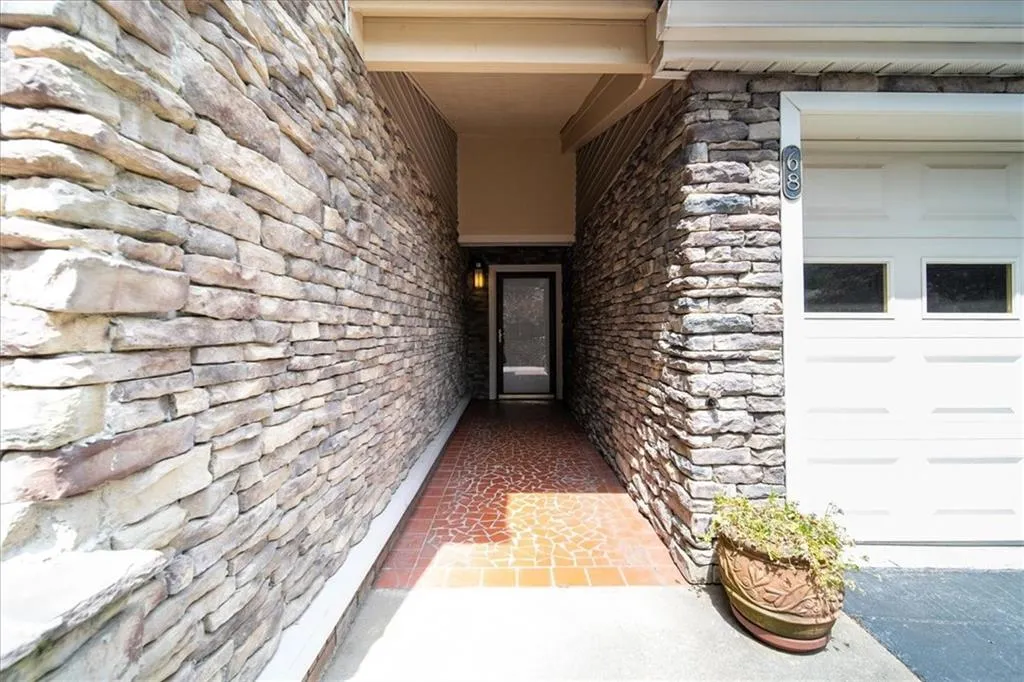 68 Basswood Circle, Atlanta, Georgia 30328, 3 Bedrooms Bedrooms, ,3 BathroomsBathrooms,Residential,Sold,68 Basswood Circle,7405227