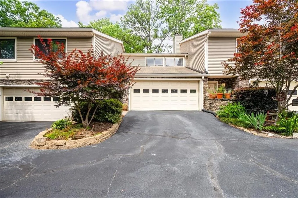 68 Basswood Circle, Atlanta, Georgia 30328, 3 Bedrooms Bedrooms, ,3 BathroomsBathrooms,Residential,Sold,68 Basswood Circle,7405227