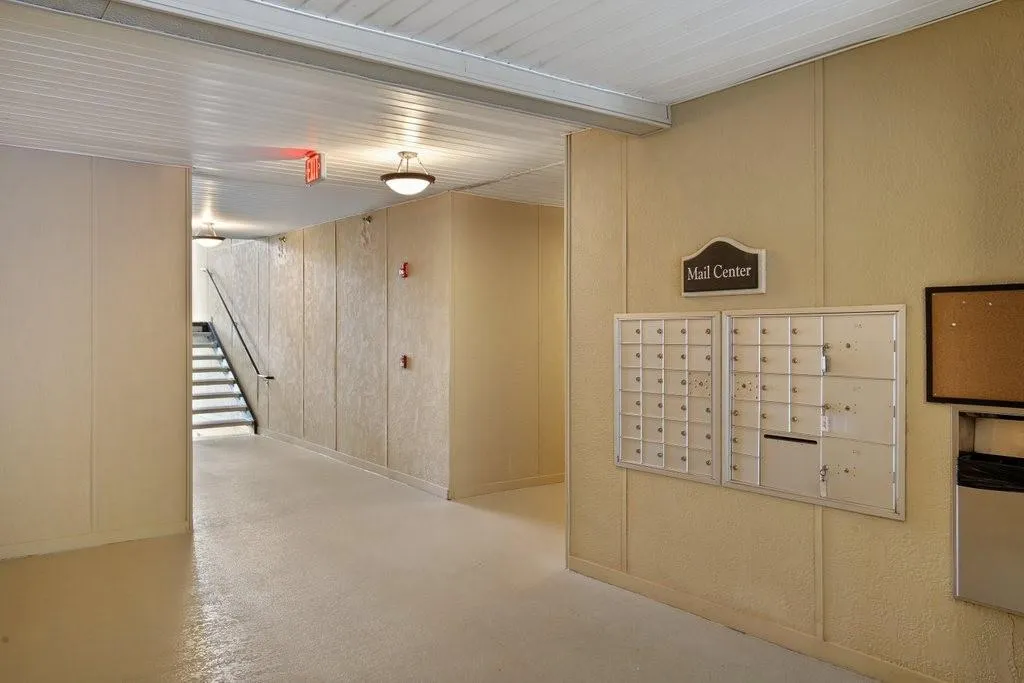 5559 Glenridge Drive Unit 2207, Atlanta, Georgia 30342, 2 Bedrooms Bedrooms, ,2 BathroomsBathrooms,Residential,Sold,5559 Glenridge Drive Unit 2207,6942241
