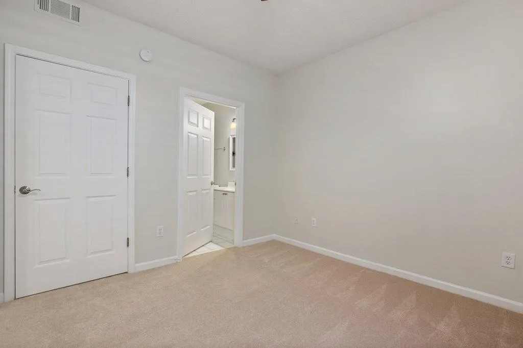 5559 Glenridge Drive Unit 2207, Atlanta, Georgia 30342, 2 Bedrooms Bedrooms, ,2 BathroomsBathrooms,Residential,Sold,5559 Glenridge Drive Unit 2207,6942241