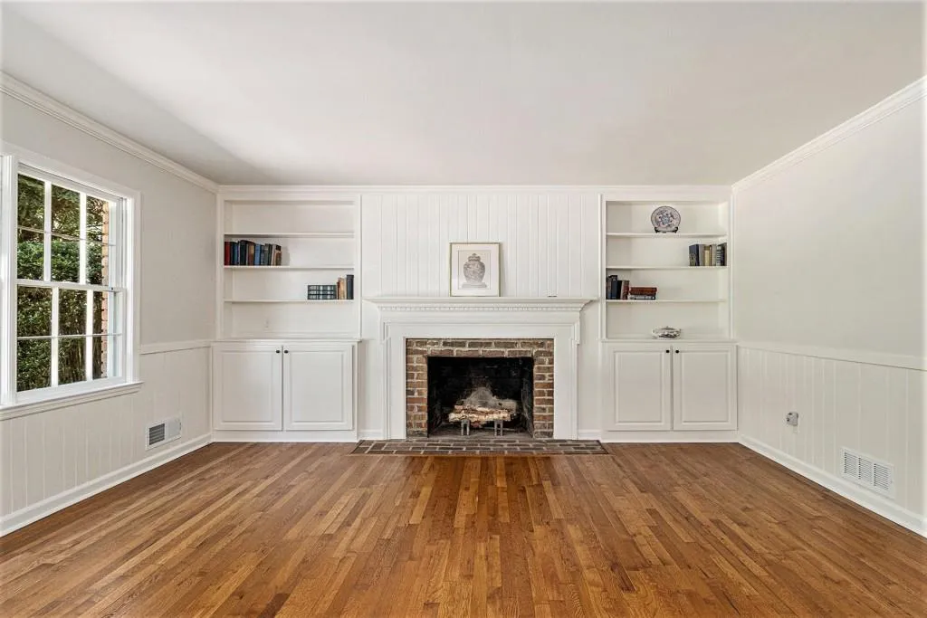 7345 Hunters Branch Drive, Sandy Springs, Georgia 30328, 4 Bedrooms Bedrooms, ,2 BathroomsBathrooms,Residential,Sold,7345 Hunters Branch Drive,7411173