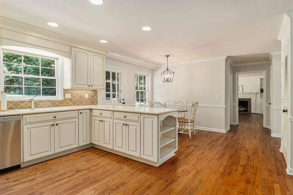7345 Hunters Branch Drive, Sandy Springs, Georgia 30328, 4 Bedrooms Bedrooms, ,2 BathroomsBathrooms,Residential,Sold,7345 Hunters Branch Drive,7411173