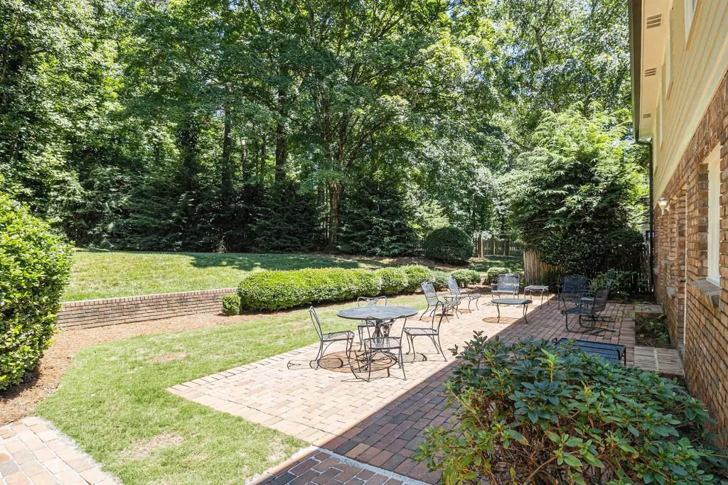 7345 Hunters Branch Drive, Sandy Springs, Georgia 30328, 4 Bedrooms Bedrooms, ,2 BathroomsBathrooms,Residential,Sold,7345 Hunters Branch Drive,7411173