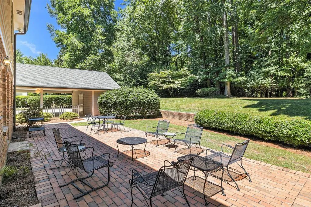 7345 Hunters Branch Drive, Sandy Springs, Georgia 30328, 4 Bedrooms Bedrooms, ,2 BathroomsBathrooms,Residential,Sold,7345 Hunters Branch Drive,7411173